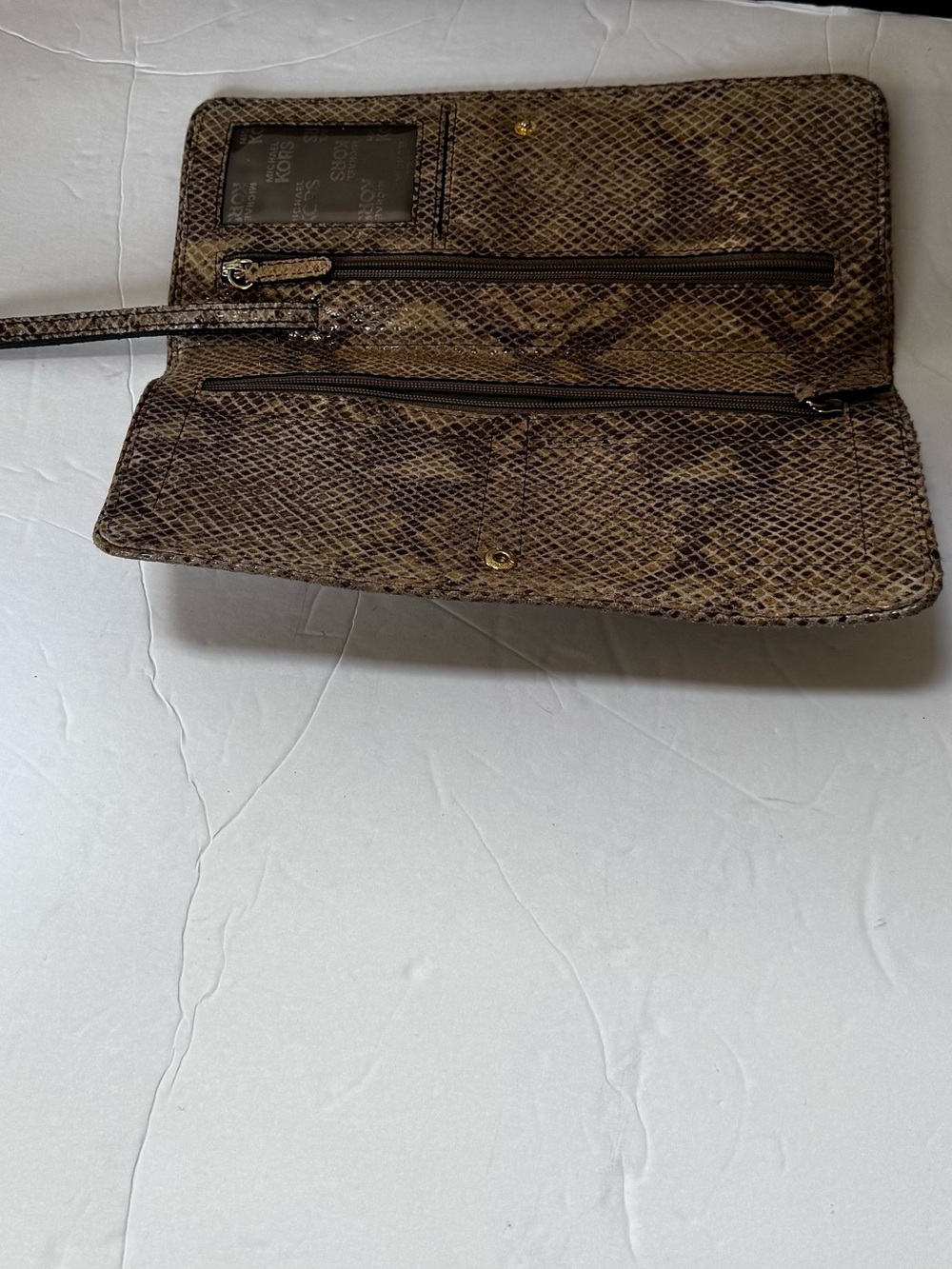 Michael Kors NEW Snakeskin Long Clutch Bag Wristlet Animal Wallet Brown Gold Tan - Picture 5 of 16